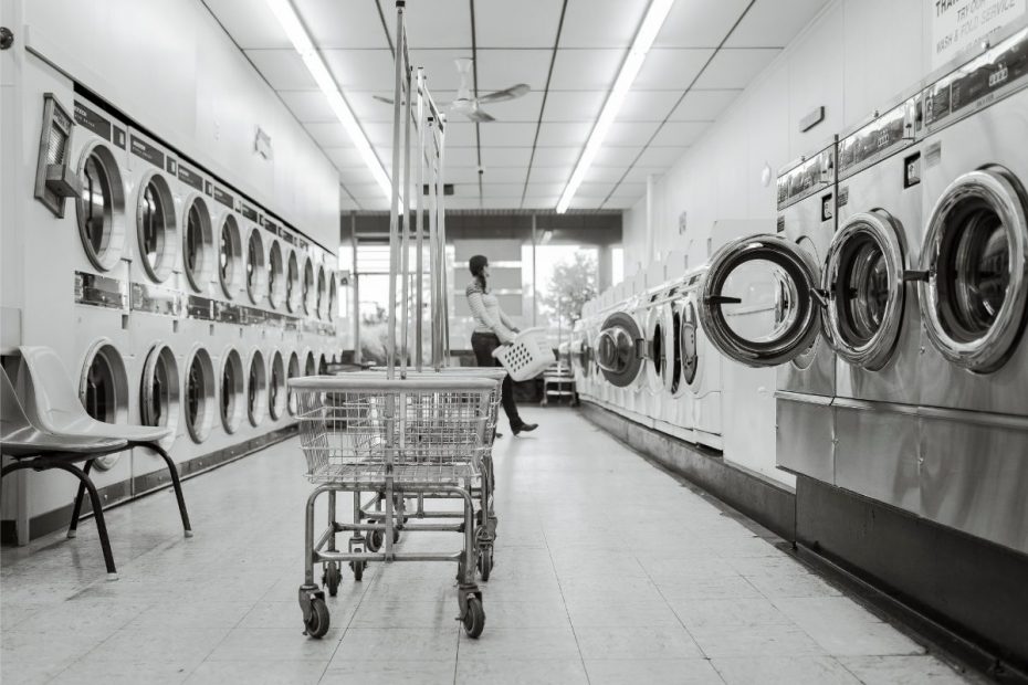 contoh analisis SWOT usaha laundry