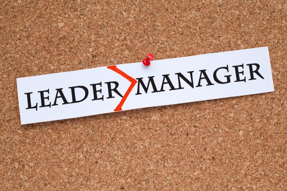 perbedaan leader dan manager