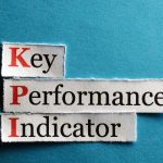 Kertas bertuliskan "Key Performance Indicator".